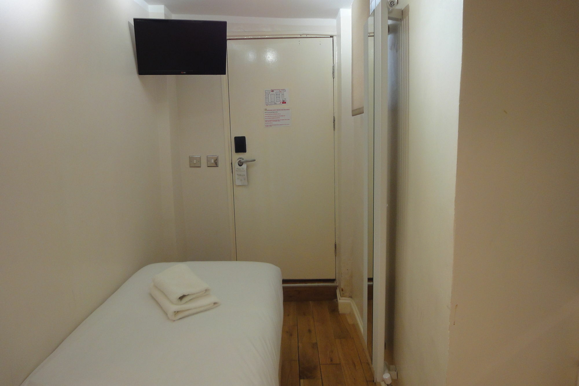 Dylan Apartments Earls Court Λονδίνο Εξωτερικό φωτογραφία